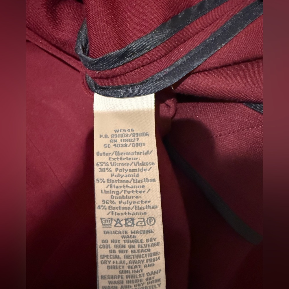 BODEN Women's Burgandy Blazer Jacket Size 6P - Picture 4 of 4